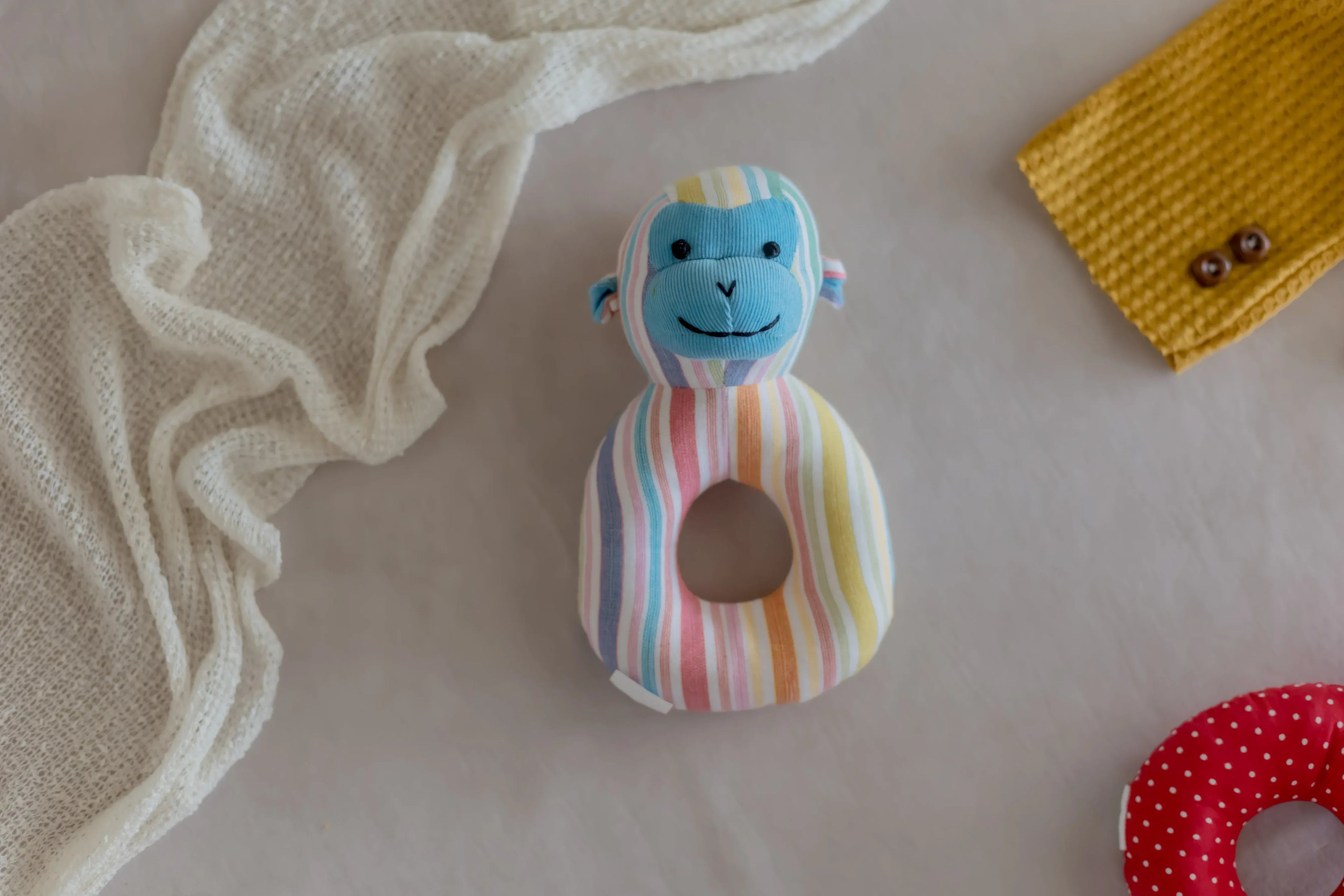 iLearnNGrow Monkey Face Shaped Rattle – Soft Sensory Rattle Toy for Babies