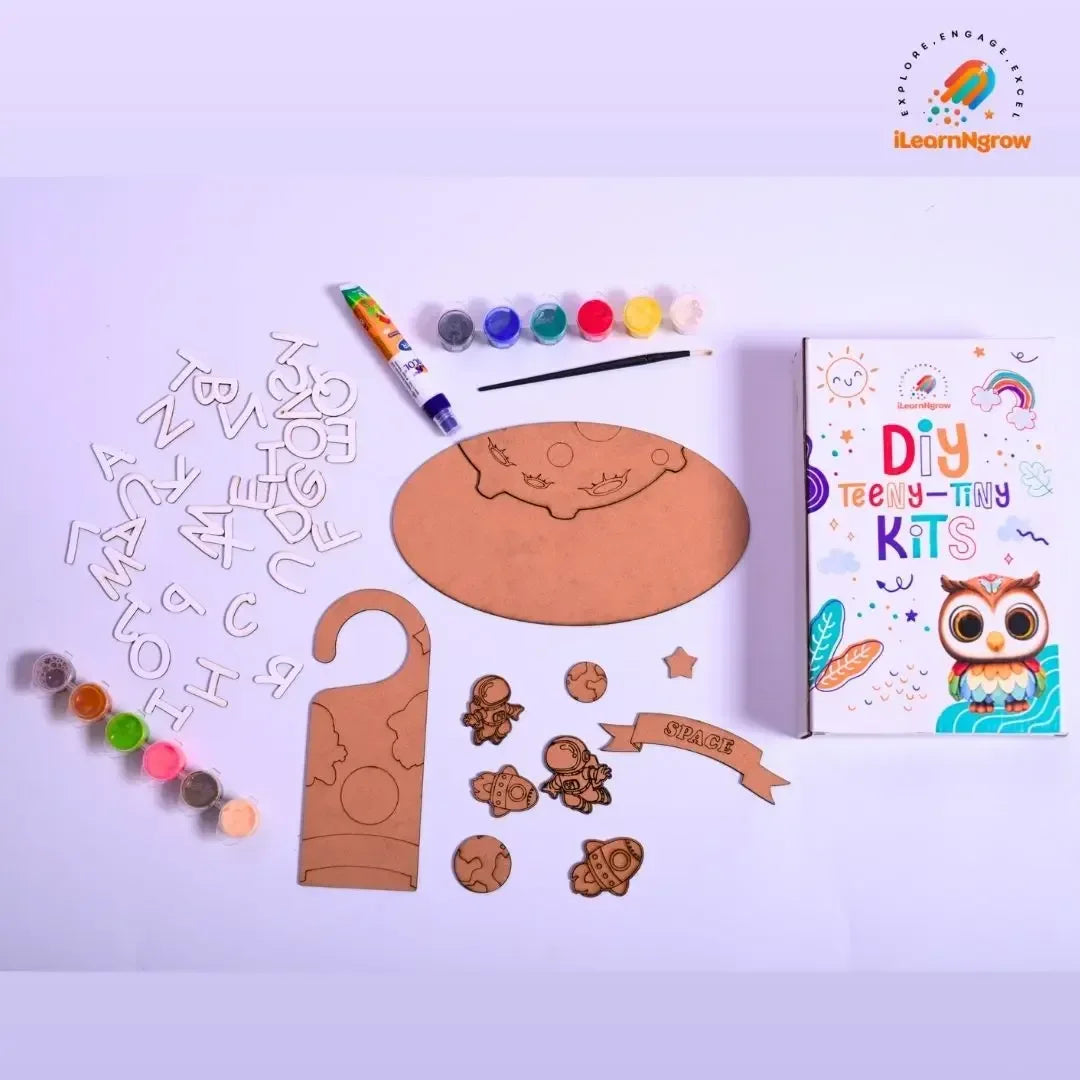 Teeny Tiny Space & Animal Craft Bundle for Kids – Door Handle Name Plate & Animal Painting Kit